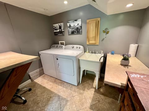 Laundry room at 5860 Aho Drive, Avon, IN