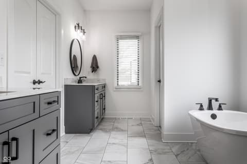 Bathroom at 195 N 300 W, Lebanon, IN