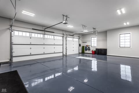 Garage at 195 N 300 W, Lebanon, IN