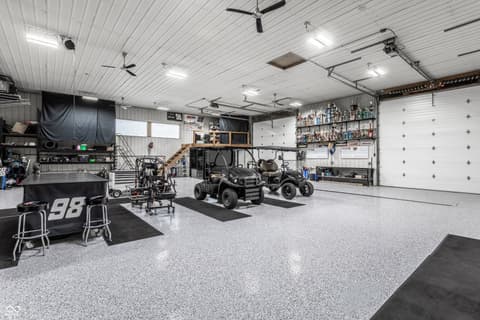 Garage at 195 N 300 W, Lebanon, IN