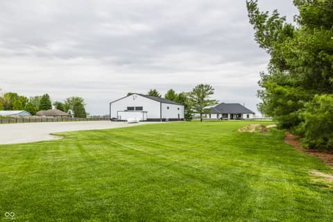 Yard at 195 N 300 W, Lebanon, IN