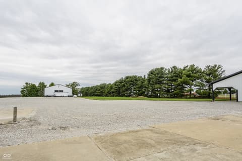 Yard at 195 N 300 W, Lebanon, IN