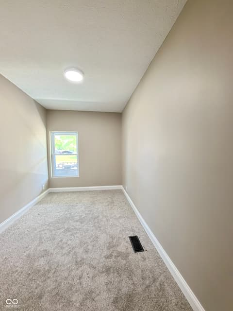 Photo of 616 Main Street, Shelbyville, IN
