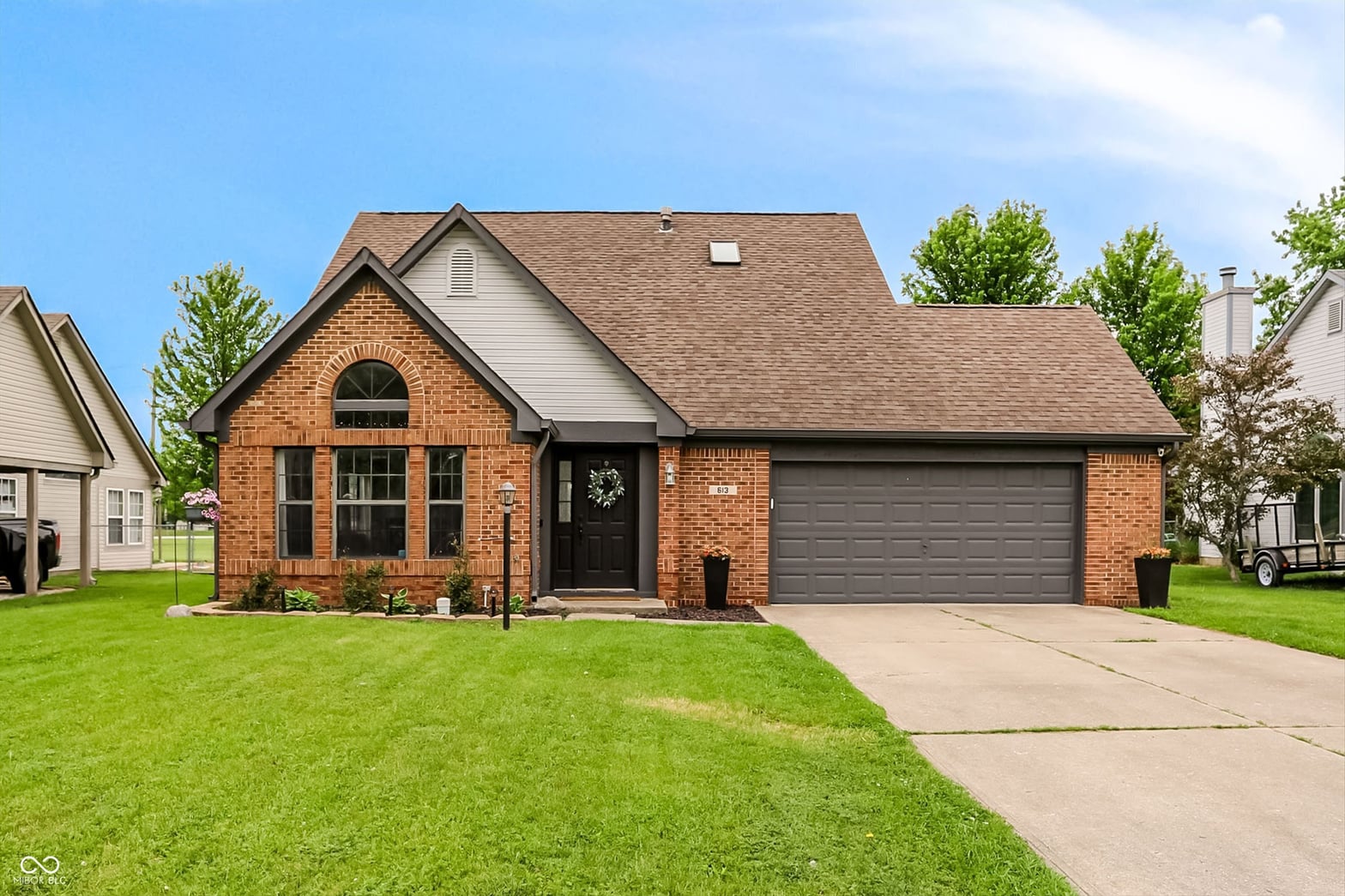 Photo of 613 N White Ash Court, Mooresville, IN