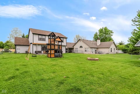 Photo of 613 N White Ash Court, Mooresville, IN