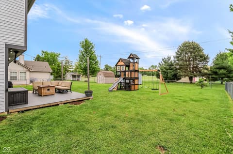 Photo of 613 N White Ash Court, Mooresville, IN