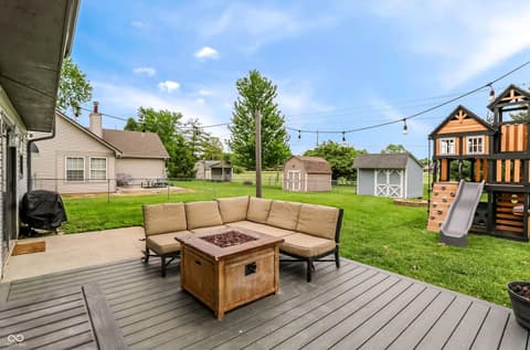 Photo of 613 N White Ash Court, Mooresville, IN