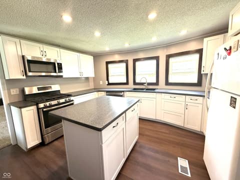 Photo of 601 S 500 W, Crawfordsville, IN