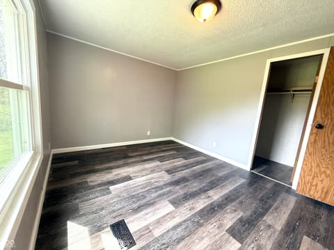 Photo of 601 S 500 W, Crawfordsville, IN