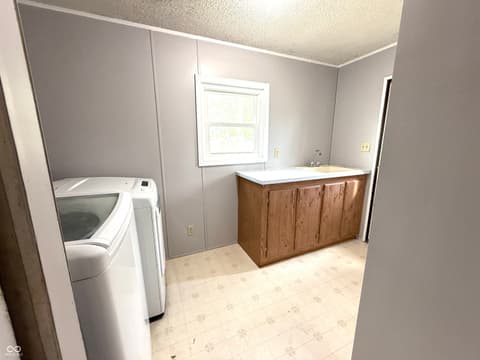 Photo of 601 S 500 W, Crawfordsville, IN