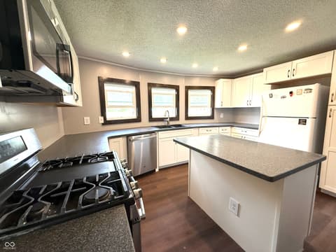 Photo of 601 S 500 W, Crawfordsville, IN