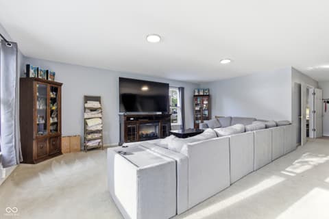 Photo of 5928 Magnificent Lane, Indianapolis, IN