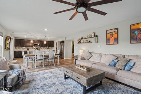 Living room at 3224 Sand Walk Drive, Kokomo, IN