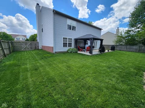 Photo of 152 Davis Drive, Whiteland, IN