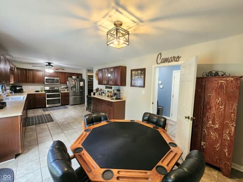 Photo of 152 Davis Drive, Whiteland, IN