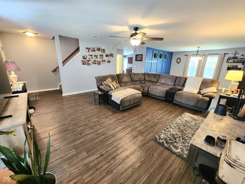 Photo of 152 Davis Drive, Whiteland, IN