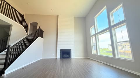 Living room at 6933 Bayview Run, McCordsville, IN