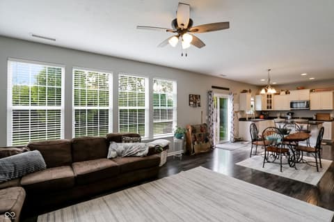Photo of 8408 Welder Place, Indianapolis, IN