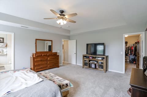 Photo of 8408 Welder Place, Indianapolis, IN