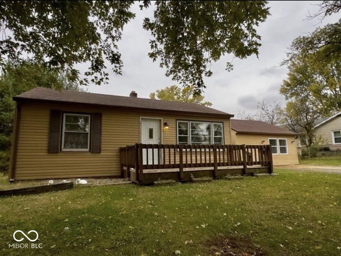 Photo of 1120 Bomar Lane, Greenwood, IN