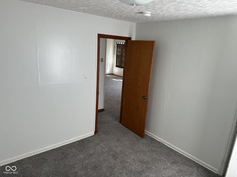 Photo of 1120 Bomar Lane, Greenwood, IN