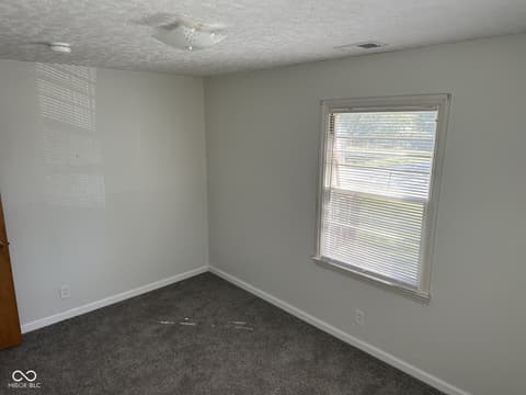 Photo of 1120 Bomar Lane, Greenwood, IN