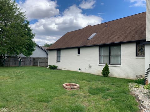 Photo of 595 Lasher Drive, Seymour, IN