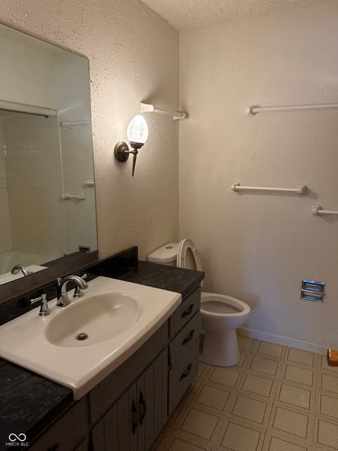 Photo of 3048 Lakewood Drive, Indianapolis, IN