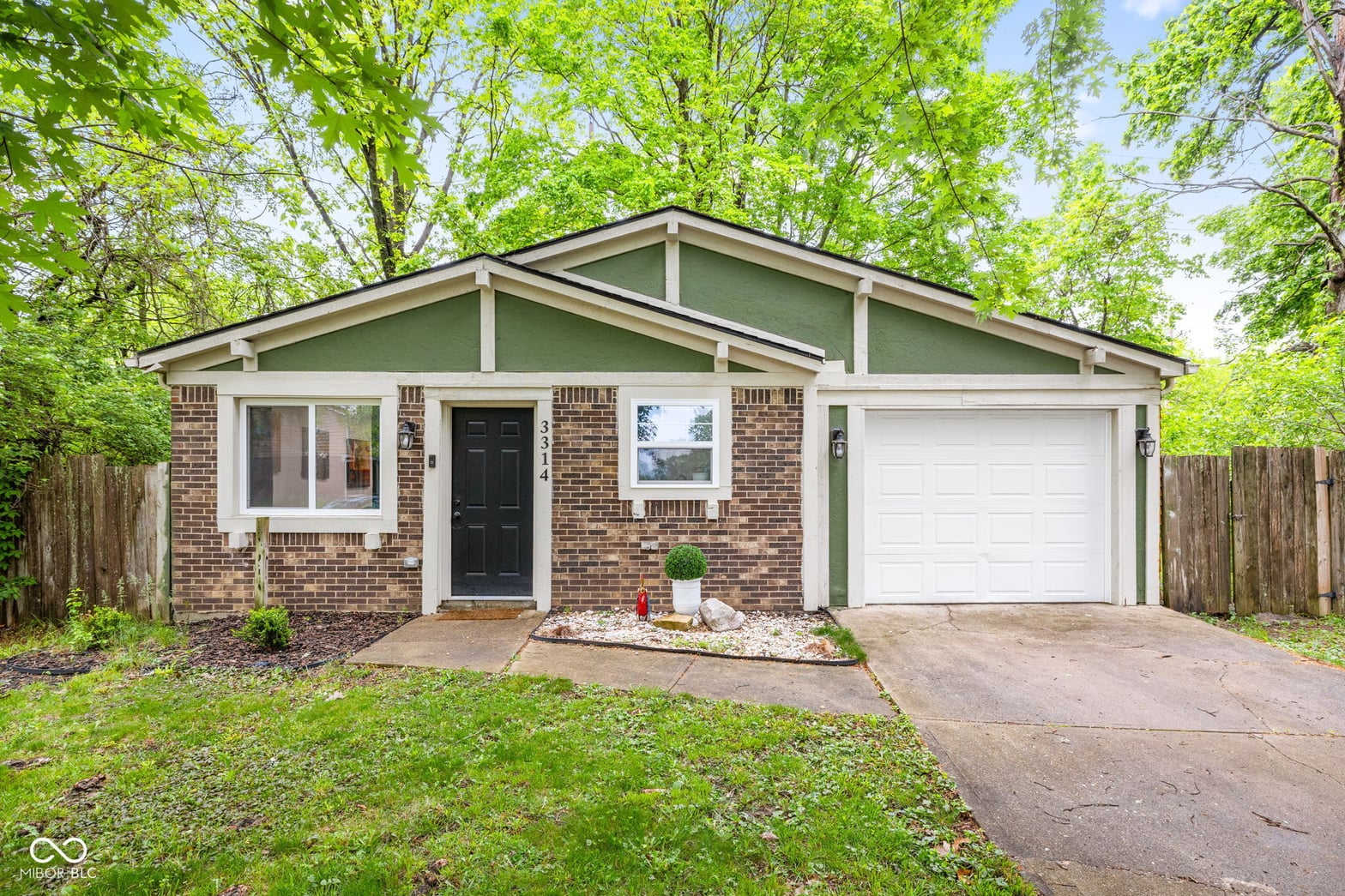Photo of 3314 Eastbrooke Court, Indianapolis, IN