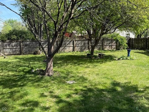 Photo of 480 McCarty Drive, Greenwood, IN