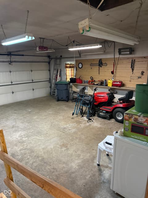 Photo of 480 McCarty Drive, Greenwood, IN