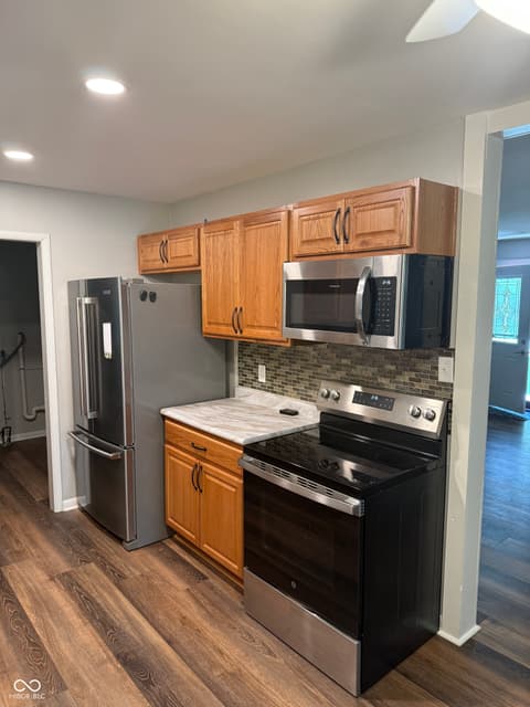 Photo of 480 McCarty Drive, Greenwood, IN