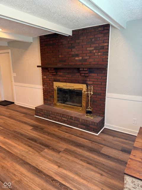 Photo of 480 McCarty Drive, Greenwood, IN