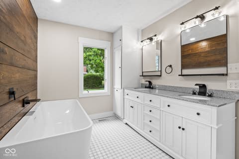 Primary bathroom at 2004 Terrace Lane, Lebanon, IN