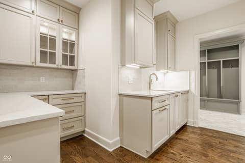 Photo of 7406 Washington Boulevard, Indianapolis, IN