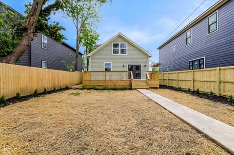 Photo of 2820 Macpherson Avenue, Indianapolis, IN