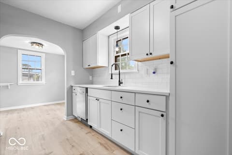 Photo of 844 E Berwyn Street, Indianapolis, IN