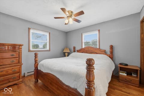 Bedroom at 1598 S Thompson Road, Shelbyville, IN