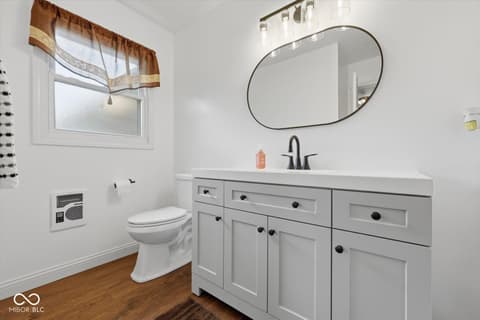 Bathroom at 1598 S Thompson Road, Shelbyville, IN