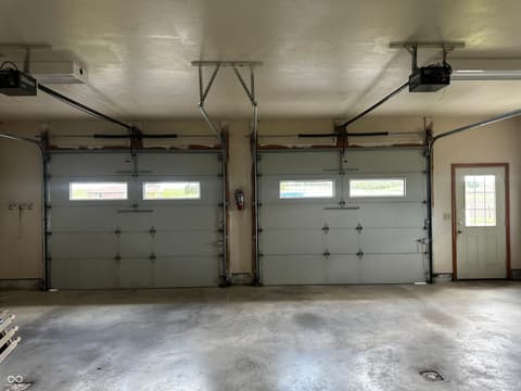 Garage at 3522 N Old Us Highway 421, Greensburg, IN