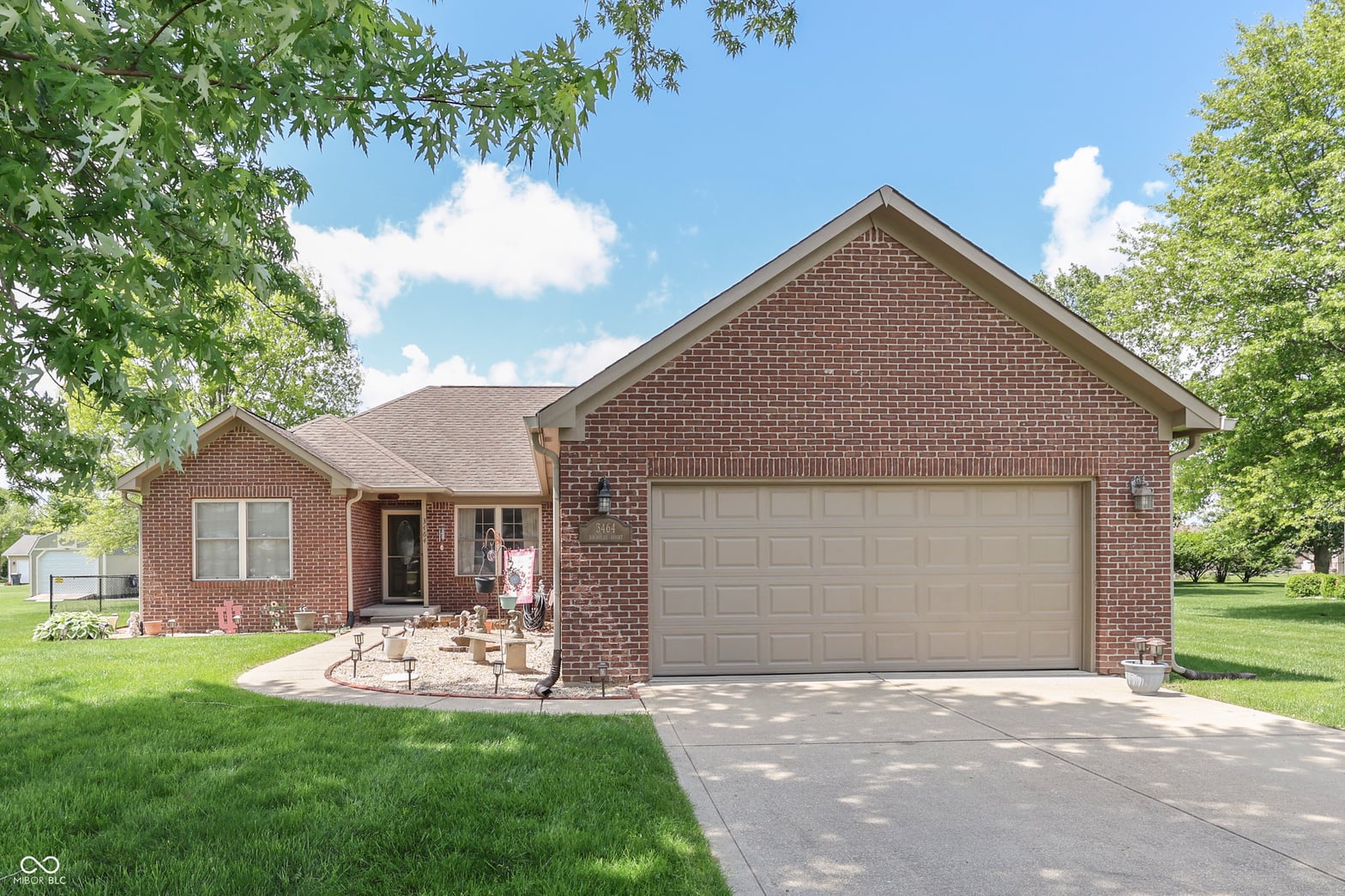 Front exterior at 3464 Nicholas Court, Martinsville, IN