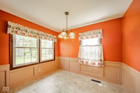 Dining room at 224 Edgewood Drive, Anderson, IN