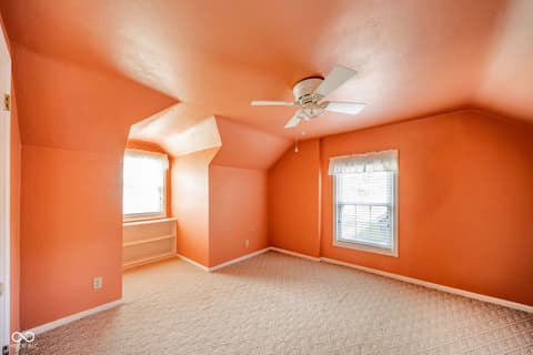 Bonus room at 224 Edgewood Drive, Anderson, IN