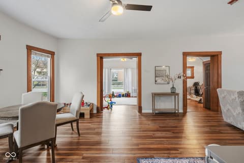 Foyer at 690 E Jefferson Street, Franklin, IN