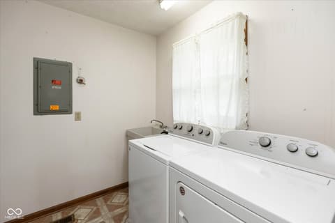 Photo of 1818 Lawrence Avenue, Indianapolis, IN