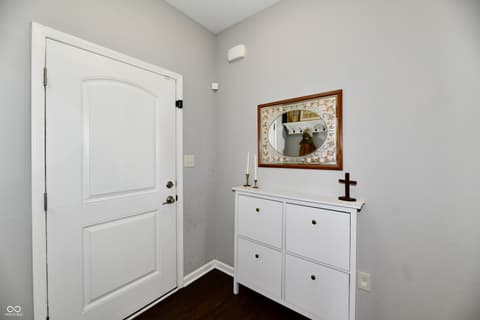 Photo of 3750 E Waterford Court, Cloverdale, IN