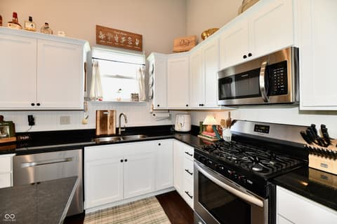 Photo of 3750 E Waterford Court, Cloverdale, IN