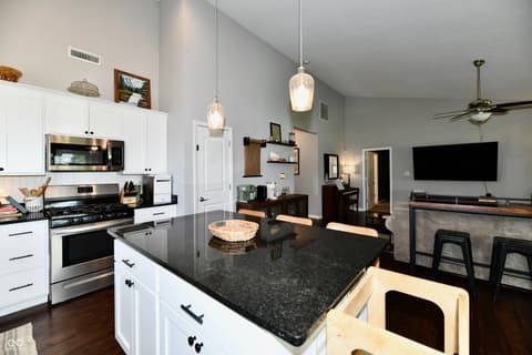 Photo of 3750 E Waterford Court, Cloverdale, IN
