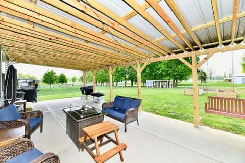 Photo of 3750 E Waterford Court, Cloverdale, IN