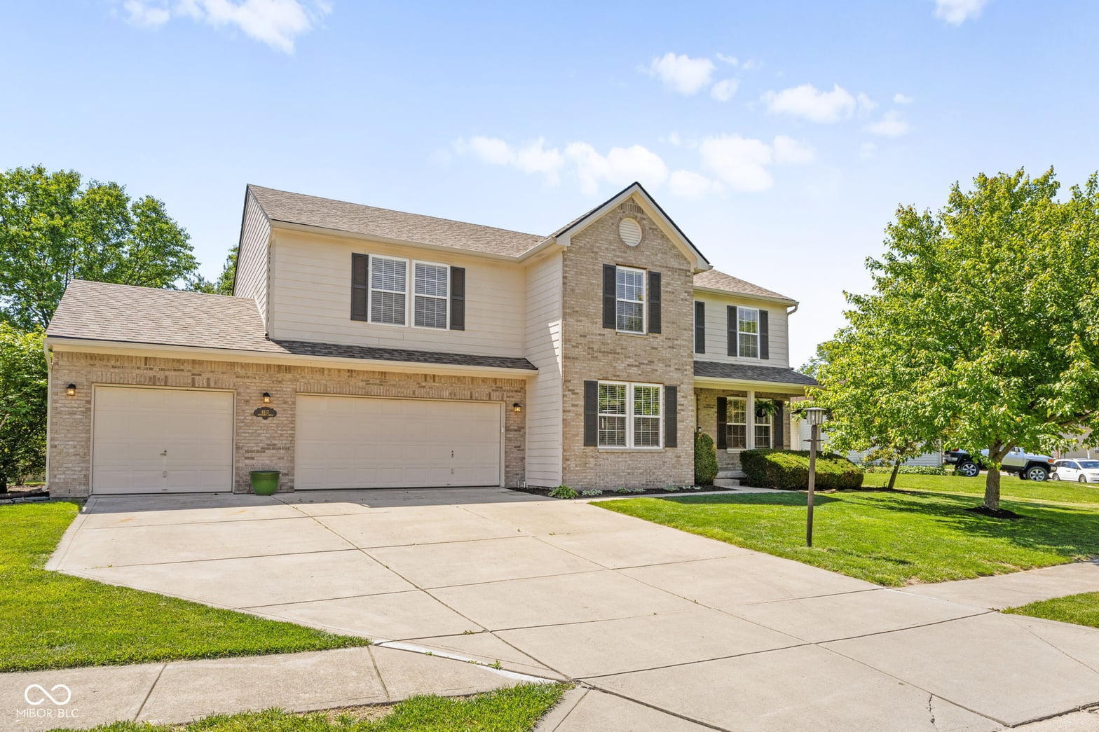 Photo of 8117 Winterset Circle, Indianapolis, IN